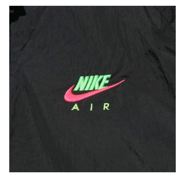 ャケット NIKE NIKE AS CITY NEON HBR WOVEN JACKET の通販 by 萬屋万屋｜ナイキならラクマ - カテゴリ