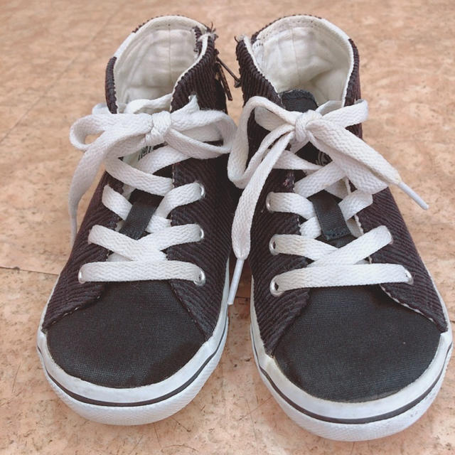 VANS(ヴァンズ)のVANS 子供 ハイカットスニーカー キッズ/ベビー/マタニティのキッズ靴/シューズ(15cm~)(スニーカー)の商品写真