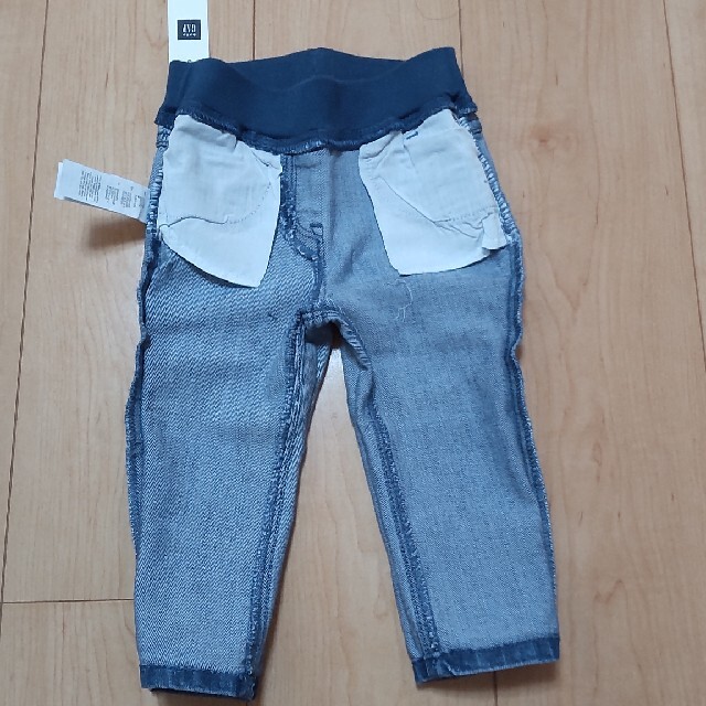 babyGAP(ベビーギャップ)のCISk様専用babyGAP ジーンズ キッズ/ベビー/マタニティのベビー服(~85cm)(パンツ)の商品写真