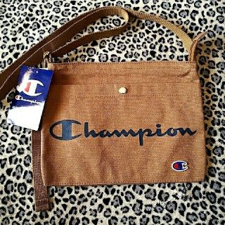 チャンピオン(Champion)のるー様専用  Champion  サコッシュ 新品未使用(ショルダーバッグ)