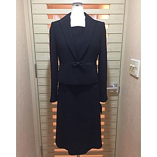 ソワール(SOIR)の東京ソワール ミチコロンドン黒の礼服新品９号 冠婚葬祭に！(礼服/喪服)