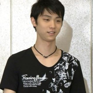 ハイダウェイ(HIDEAWAY)の羽生結弦愛用ブランドTシャツ(スポーツ選手)