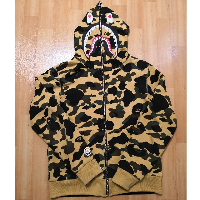 A BATHING APE(アベイシングエイプ)のA BATHING APE リバーシブルシャークパーカー メンズのトップス(パーカー)の商品写真