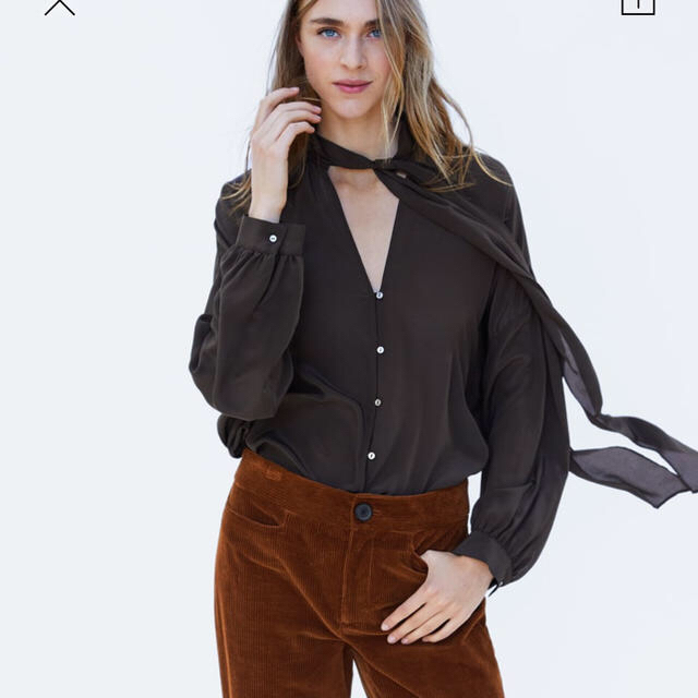 ZARA(ザラ)の専用ページ レディースのトップス(シャツ/ブラウス(長袖/七分))の商品写真