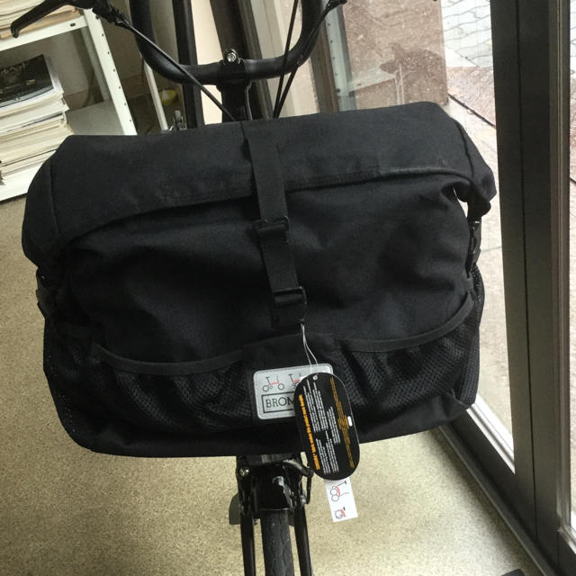 BROMPTON(ブロンプトン)のブロンプトン、フロントT-BAG 新品未使用品 スポーツ/アウトドアの自転車(パーツ)の商品写真