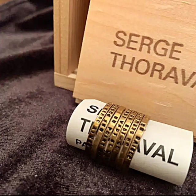 新登場 restocks Serge Thoraval セルジュトラヴァル 接吻 7連ゴールドリング - touahria.com