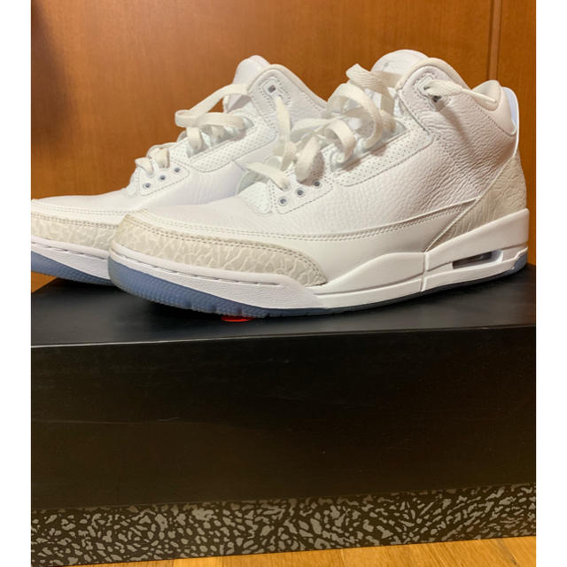 NIKE(ナイキ)のnike air jordan 3 メンズの靴/シューズ(スニーカー)の商品写真