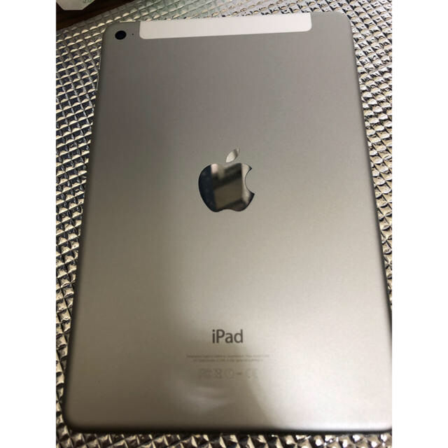 iPad mini4 docomo 32GB シルバー 1