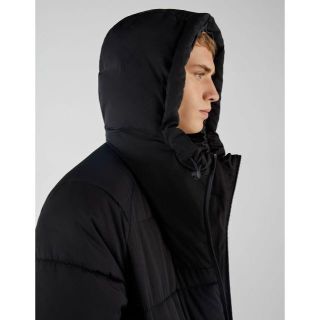 ザラ(ZARA)の新品BERSHKAハイネックフードロングダウンコートＸＳ(ダウンジャケット)