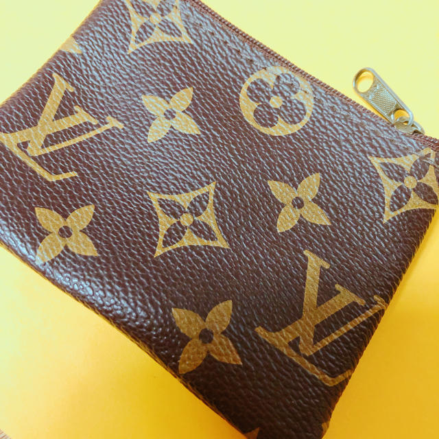 LOUIS VUITTON(ルイヴィトン)のkchanさま専用 ルイヴィトン ミニ小銭入れ メンズのファッション小物(コインケース/小銭入れ)の商品写真