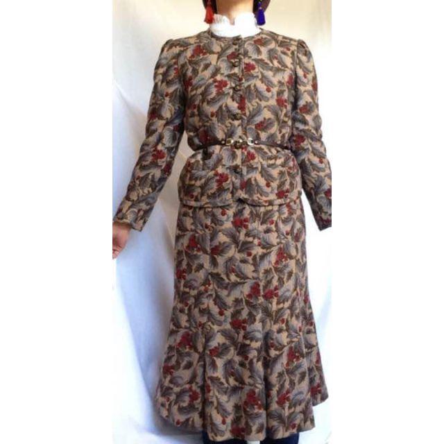 クラシカル アンティーク ボタニカル セットアップ ドレススーツ 都内古着屋購入の通販 By Tokyo Closet Organic Greens ラクマ クラシカル アンティーク ボタニカル セットアップ ドレススーツ 都内古着屋購入の通販 By Tokyo Closet Organic Greens ラクマ