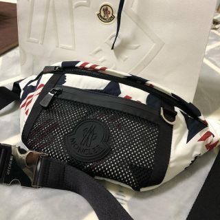 定価¥69800.新品正規　MONCLER モンクレール　ウエストポーチ　黒