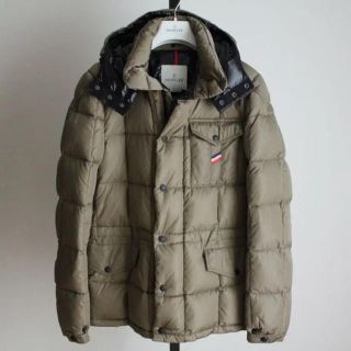 モンクレール(MONCLER)の⭕️minico☆mama様【極上品】希少 モンクレール  トリコロール (ダウンジャケット)