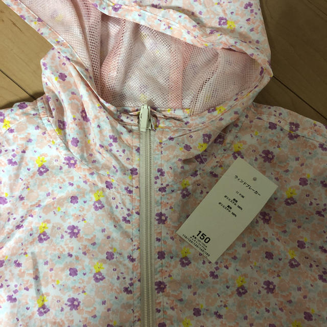 GU(ジーユー)のGU  ウインドブレーカー  150cm  新品 キッズ/ベビー/マタニティのキッズ服女の子用(90cm~)(ジャケット/上着)の商品写真