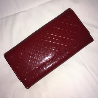 バーバリー(BURBERRY)のBurberry エナメル長財布(財布)