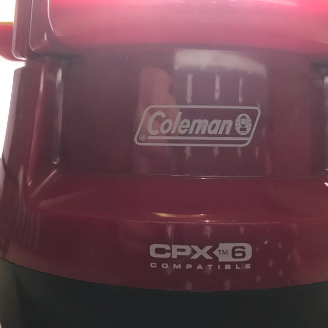 Coleman(コールマン)のcoleman  クアッドLEDランタン CPX6 ACパワーパック付 スポーツ/アウトドアのアウトドア(ライト/ランタン)の商品写真