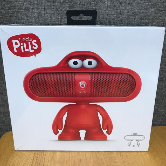 Beats by Dr Dre(ビーツバイドクタードレ)の新品☆beats PILLS スピーカースタンド♪ スマホ/家電/カメラのオーディオ機器(その他)の商品写真