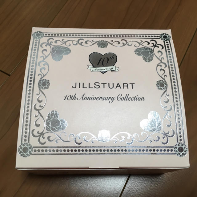 JILLSTUART(ジルスチュアート)のジルスチュアート☆JILLSTUART☆10thアニバーサリー コスメ/美容のキット/セット(コフレ/メイクアップセット)の商品写真