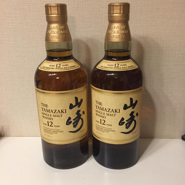 サントリー(サントリー)のサントリー山崎12年700ml 2本 新品未開栓品 食品/飲料/酒の酒(ウイスキー)の商品写真