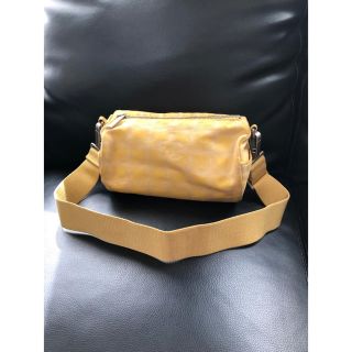 シャネル(CHANEL)のCHANEL ニュートラベルライン バック イエロー(ショルダーバッグ)