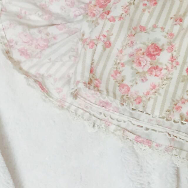 LIZ LISA(リズリサ)の2014ss 花柄スカパン レディースのスカート(ミニスカート)の商品写真