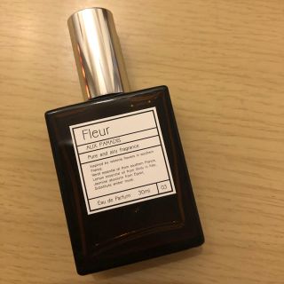 AUX PARADIS パルファム フルール30ml(香水(女性用))