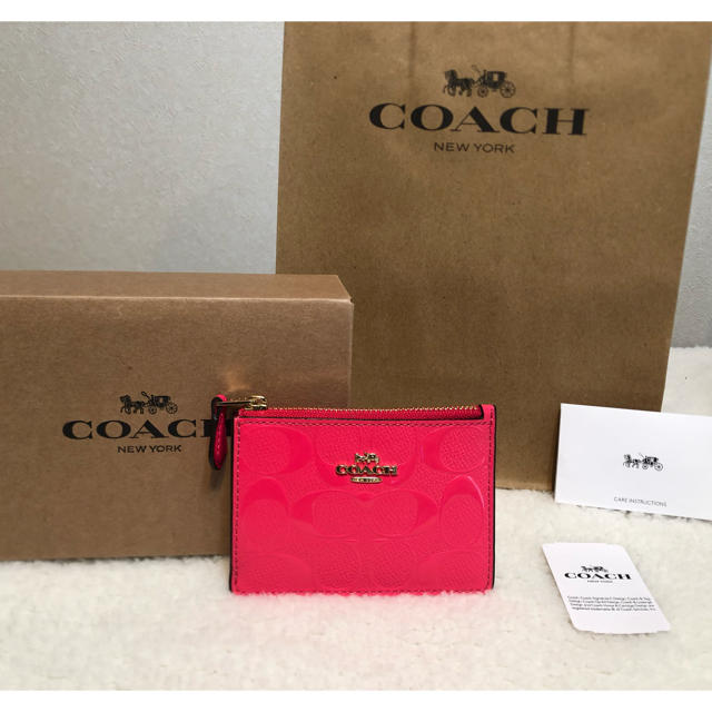 COACH(コーチ)の☆大人気！2019年新作！正規品！コーチ コインケース ピンク☆ レディースのファッション小物(コインケース)の商品写真