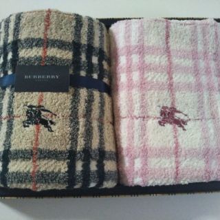 バーバリー(BURBERRY)のBURBERRYタオル2枚セット(タオル/バス用品)