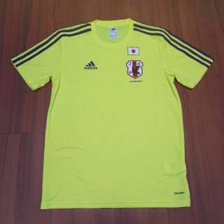 アディダス(adidas)のadidas Tシャツ(Tシャツ/カットソー(半袖/袖なし))