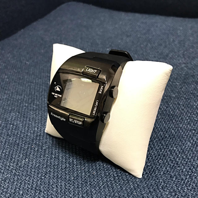Freestyle(フリースタイル)のアンニ様専用 Freestyle 防水腕時計DurboDigital Black メンズの時計(腕時計(デジタル))の商品写真