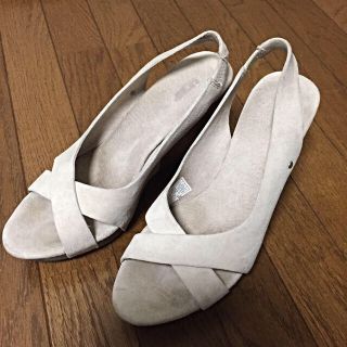 アグ(UGG)のUGG ウェッジサンダル(サンダル)