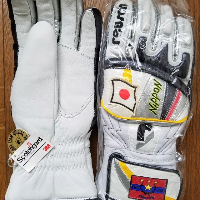 reusch(ロイシュ)の【専用】　☆reuschスキーグローブ新品 スポーツ/アウトドアのスキー(その他)の商品写真