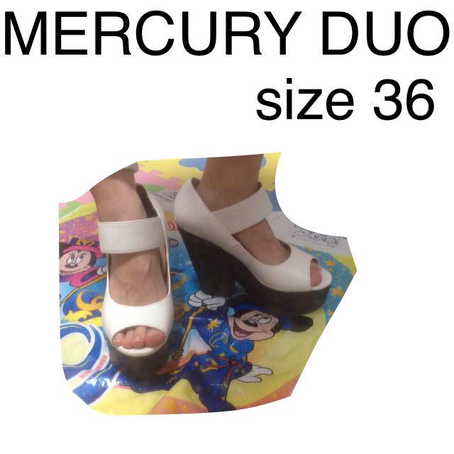 MERCURYDUO(マーキュリーデュオ)のマーキュリー 厚底サンダル レディースの靴/シューズ(ハイヒール/パンプス)の商品写真