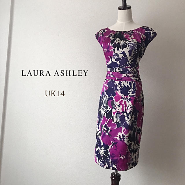 LAURA ASHLEY(ローラアシュレイ)の極美品 ローラアシュレイ ワンピース 大きめサイズ レディースのワンピース(ひざ丈ワンピース)の商品写真