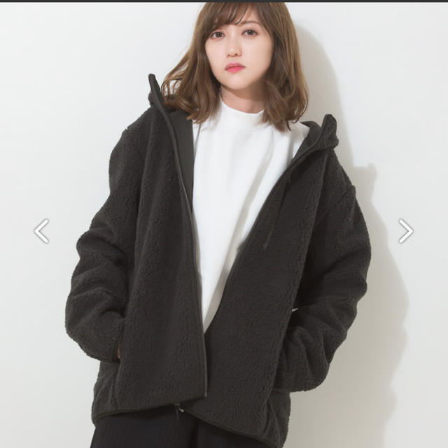 UNIQLO(ユニクロ)の【完売品】ユニクロ ファーリーフリースフルジップジャケット ブラック XL メンズのトップス(パーカー)の商品写真