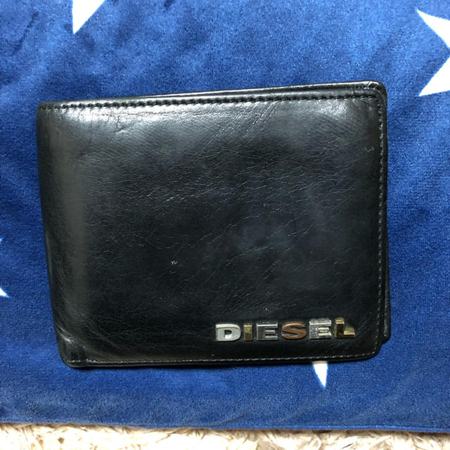 DIESEL(ディーゼル)の二つ折り財布 メンズのファッション小物(折り財布)の商品写真