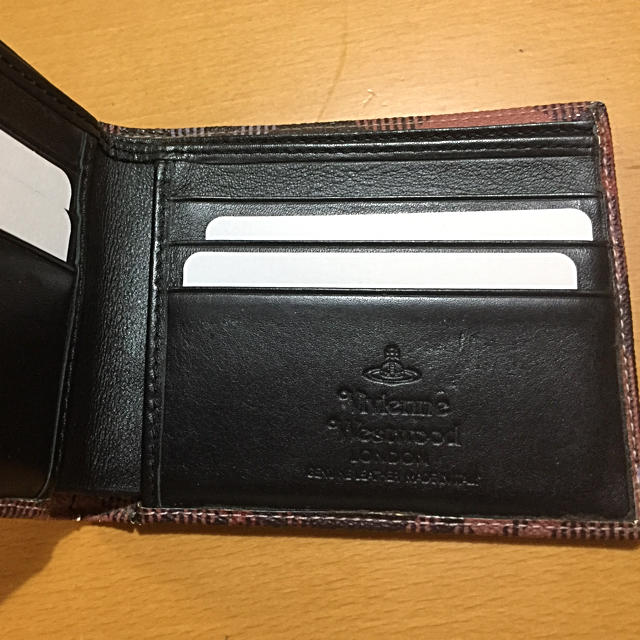 Vivienne Westwood(ヴィヴィアンウエストウッド)のヴィヴィアンウエストウッド 折りたたみ財布 レディースのファッション小物(財布)の商品写真