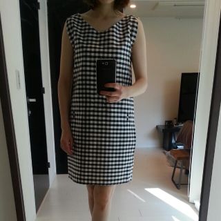 EMPORIO ARMANI(ミニワンピース)のフリマアイテム一覧 EMPORIO ARMANI(ミニワンピース)のフリマアイテム一覧