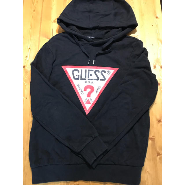 GUESS(ゲス)のゲスパーカー メンズのトップス(パーカー)の商品写真