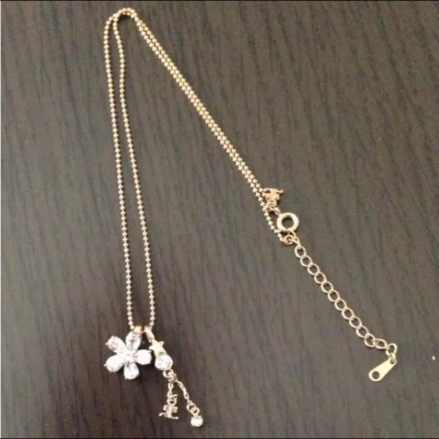 Courreges(クレージュ)のクレージュ ネックレス 3パターン レディースのアクセサリー(ネックレス)の商品写真