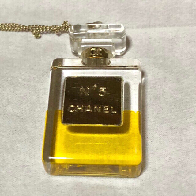 CHANEL(シャネル)のシャネル 希少 レア ヴィンテージ perfumeネックレス レディースのアクセサリー(ネックレス)の商品写真