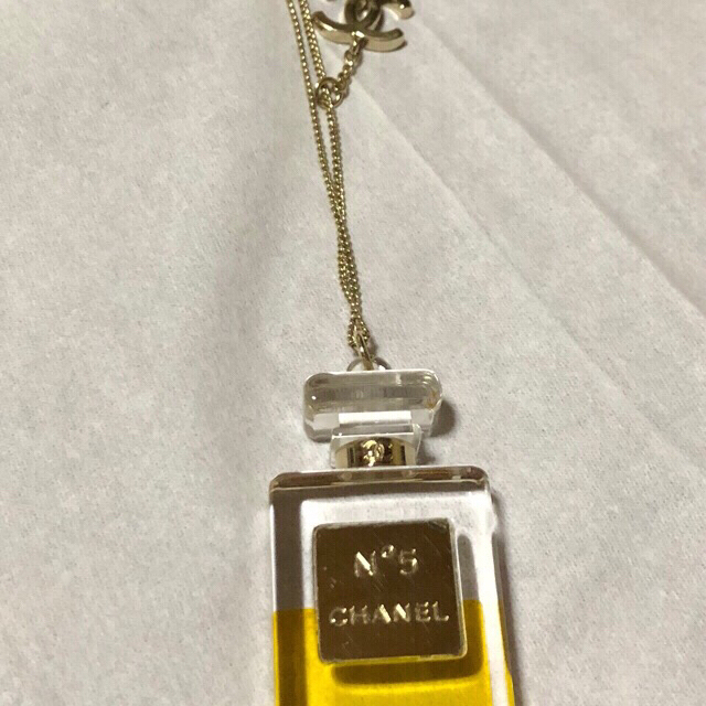 CHANEL(シャネル)のシャネル 希少 レア ヴィンテージ perfumeネックレス レディースのアクセサリー(ネックレス)の商品写真