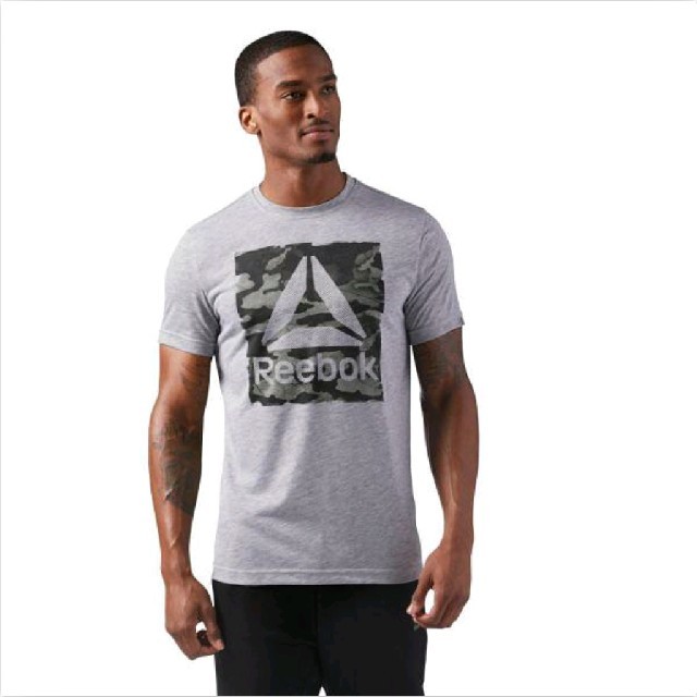 Reebok(リーボック)のReebok　新品未使用　Tシャツ メンズのトップス(Tシャツ/カットソー(半袖/袖なし))の商品写真