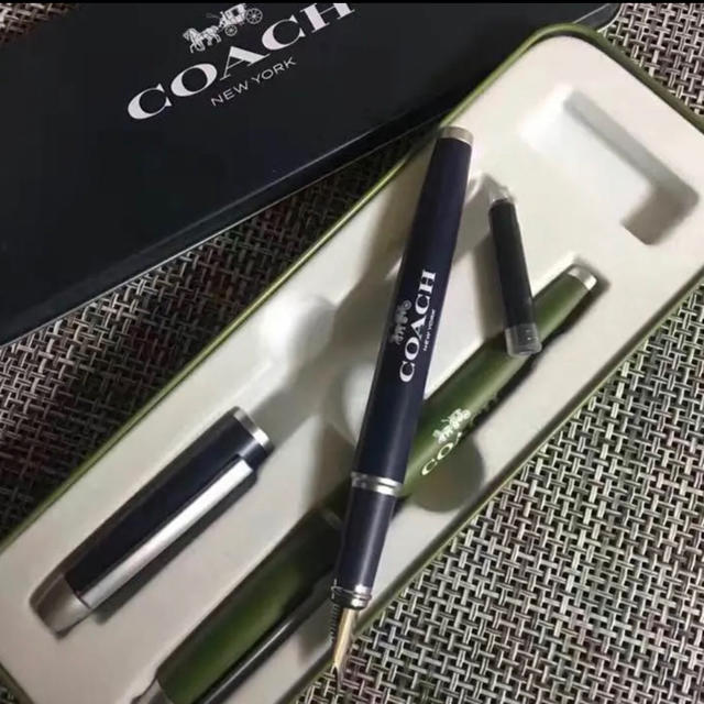 COACH(コーチ)のコーチ COACH ボールペン 万年筆 セット インテリア/住まい/日用品の文房具(ペン/マーカー)の商品写真