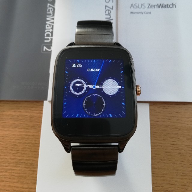 ASUS(エイスース)のスマートウォッチ　ZenWatch 2　WI501Q　ガンメタ メンズの時計(腕時計(デジタル))の商品写真