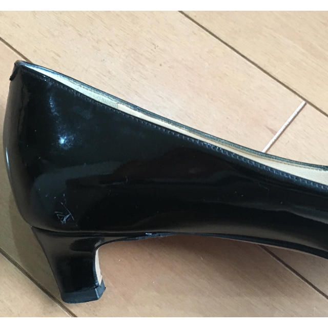 美品】ペリーコ PELLICO Vカットエナメルパンプス 36.5 | loneoakpoint.com