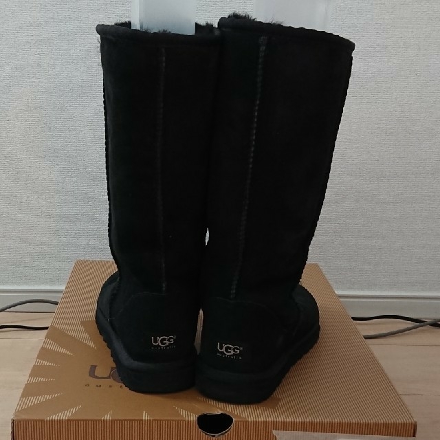 UGG(アグ)のuggロングブーツ ブラック 24 レディースの靴/シューズ(ブーツ)の商品写真