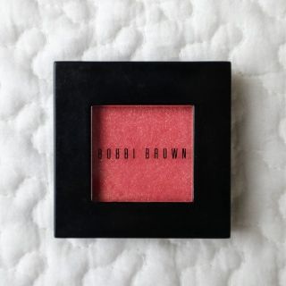 ボビイブラウン(BOBBI BROWN)のBOBBI BROWN　チーク　シマーブラッシュ　03コーラル(チーク)