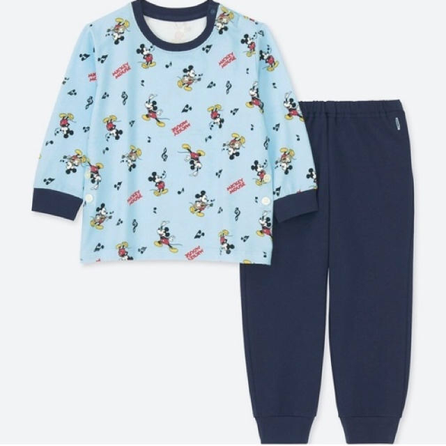 UNIQLO(ユニクロ)の❤️新品 ユニクロ ディズニー ミッキー パジャマ 長袖 80❤️  キッズ/ベビー/マタニティのベビー服(~85cm)(パジャマ)の商品写真