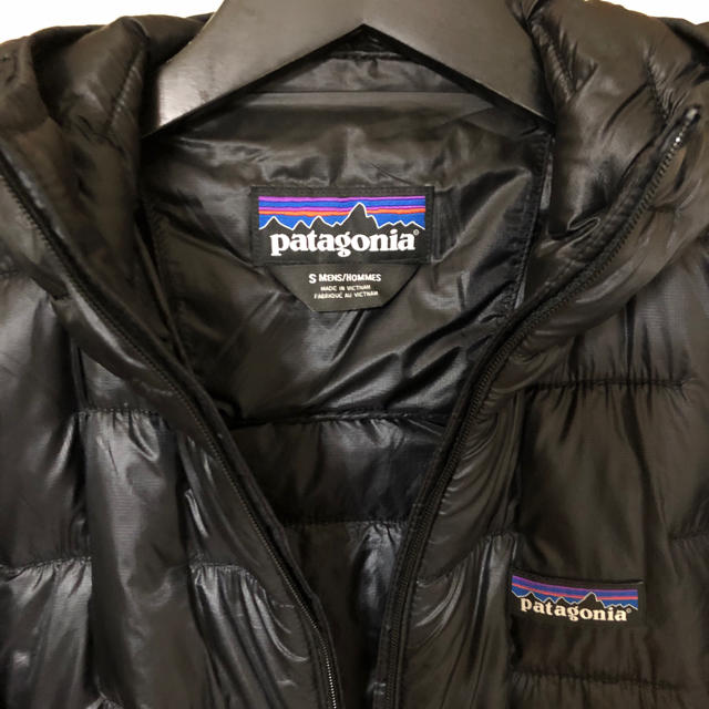 patagonia(パタゴニア)のパタゴニア マイクロパフ フーディー メンズのジャケット/アウター(ダウンジャケット)の商品写真